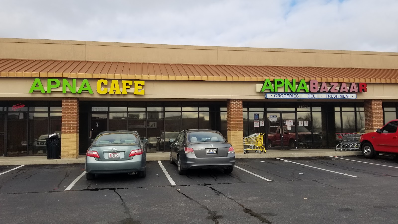 APNA BAZAAR & CAFE